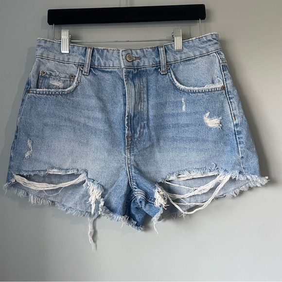 Zara Pants - ZARA high waisted distressed light wash jean shorts size 8